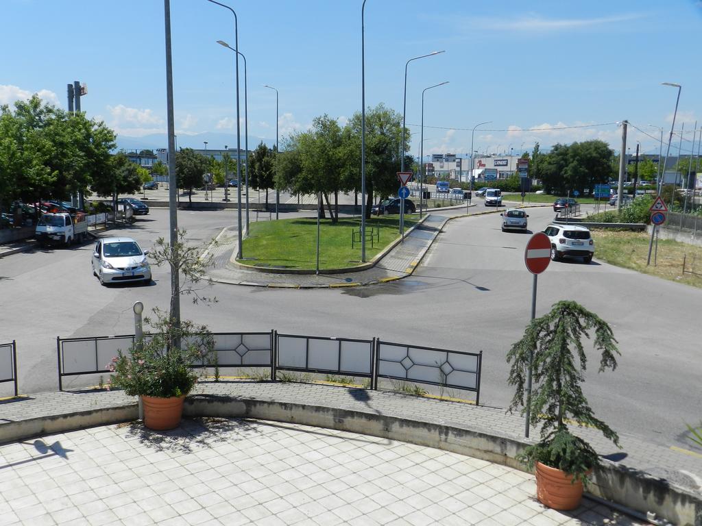 Al Volo B&B San Giovanni Teatino Luaran gambar